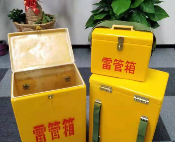 渝中玻璃钢雷管箱有哪些特点